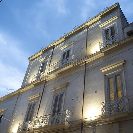 Palazzo Cavour Bed & Breakfast Lecce Ngoại thất bức ảnh